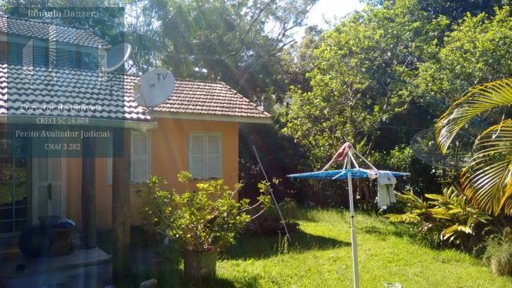 Fazenda à venda com 3 quartos, 120m² - Foto 2
