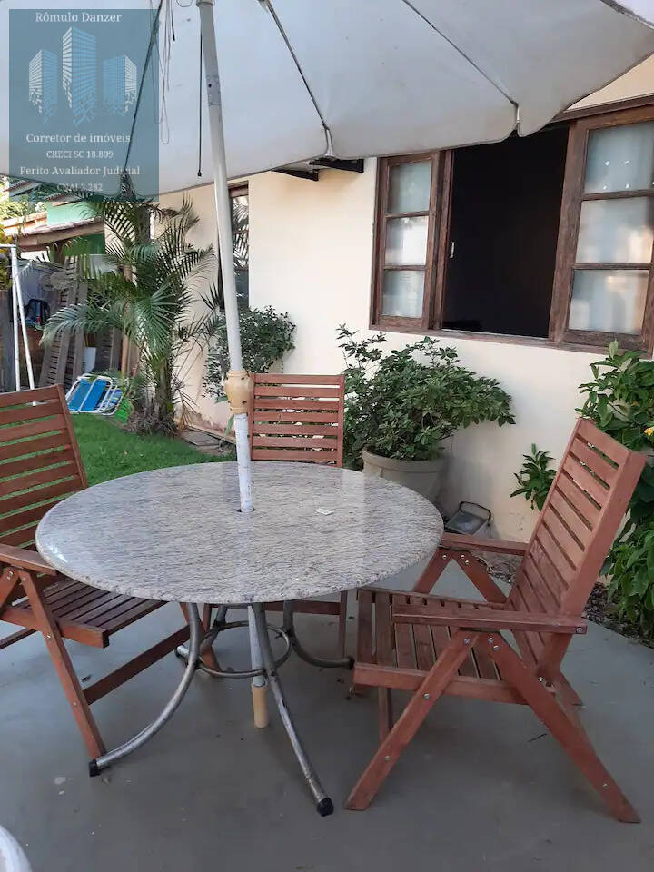 Casa à venda nos Ingleses próximo da praia!! - Florianópolis - SC