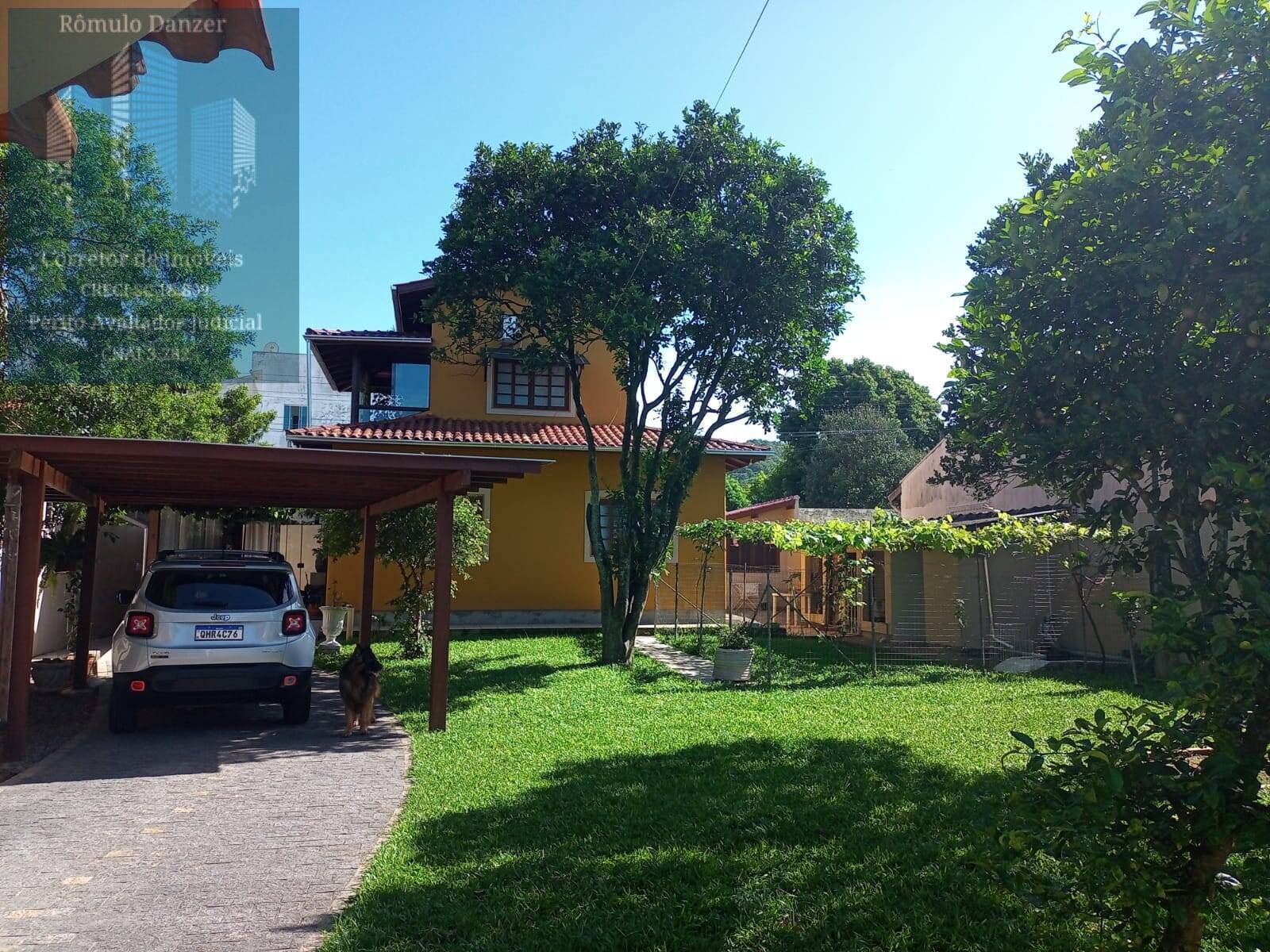 Casa à venda no Rio Vermelho, praia do MOÇAMBIQUE, Florianópolis, SC