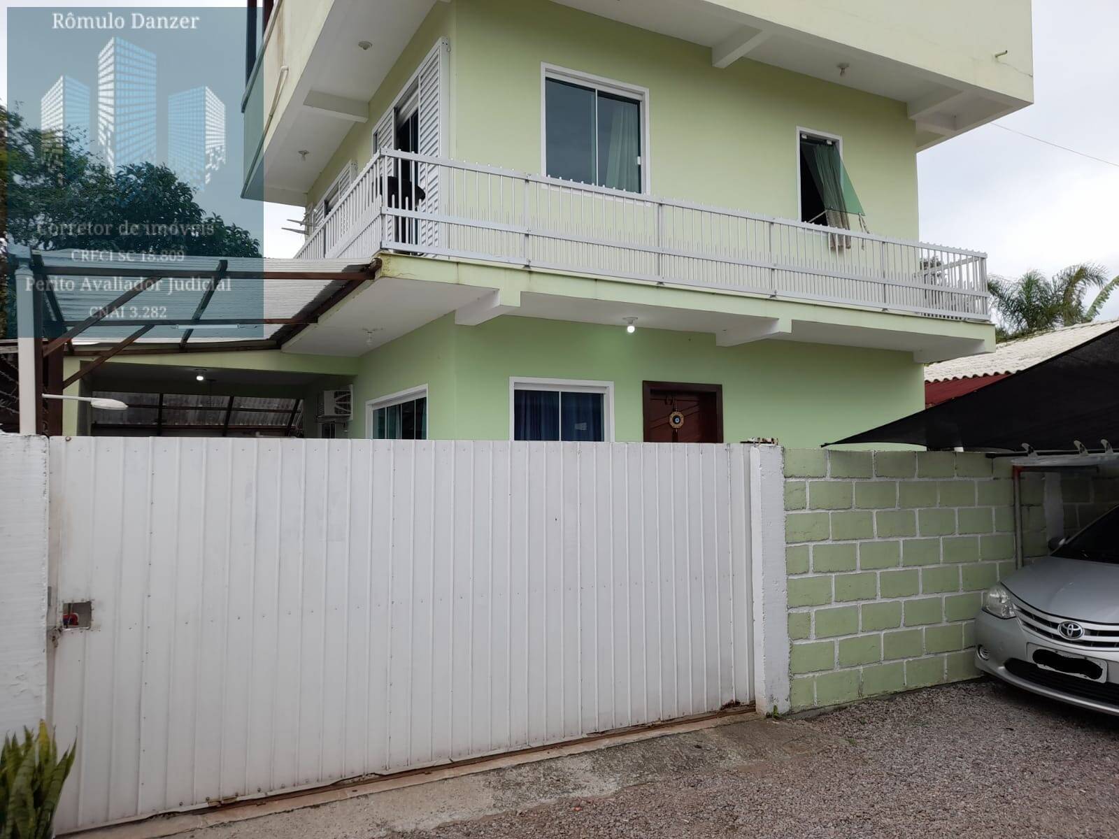 Casa à venda no Rio Vermelho, perto da praia do MOÇAMBIQUE, Florianópolis