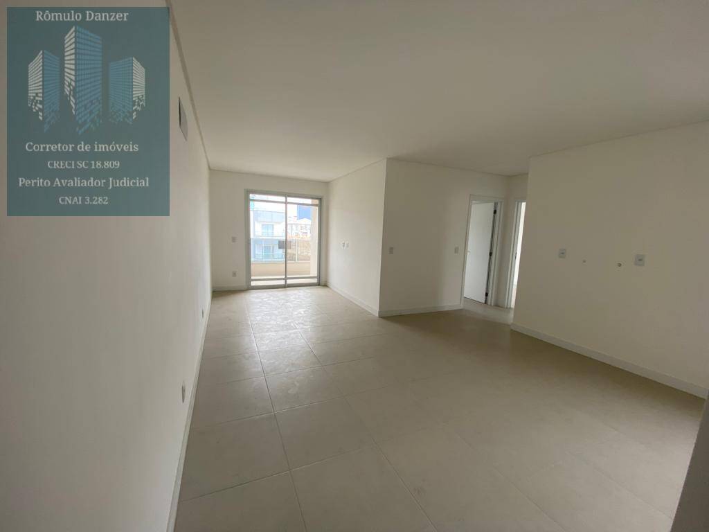 Apartamento à venda próximo a praia dos Ingleses, Florianópolis, SC