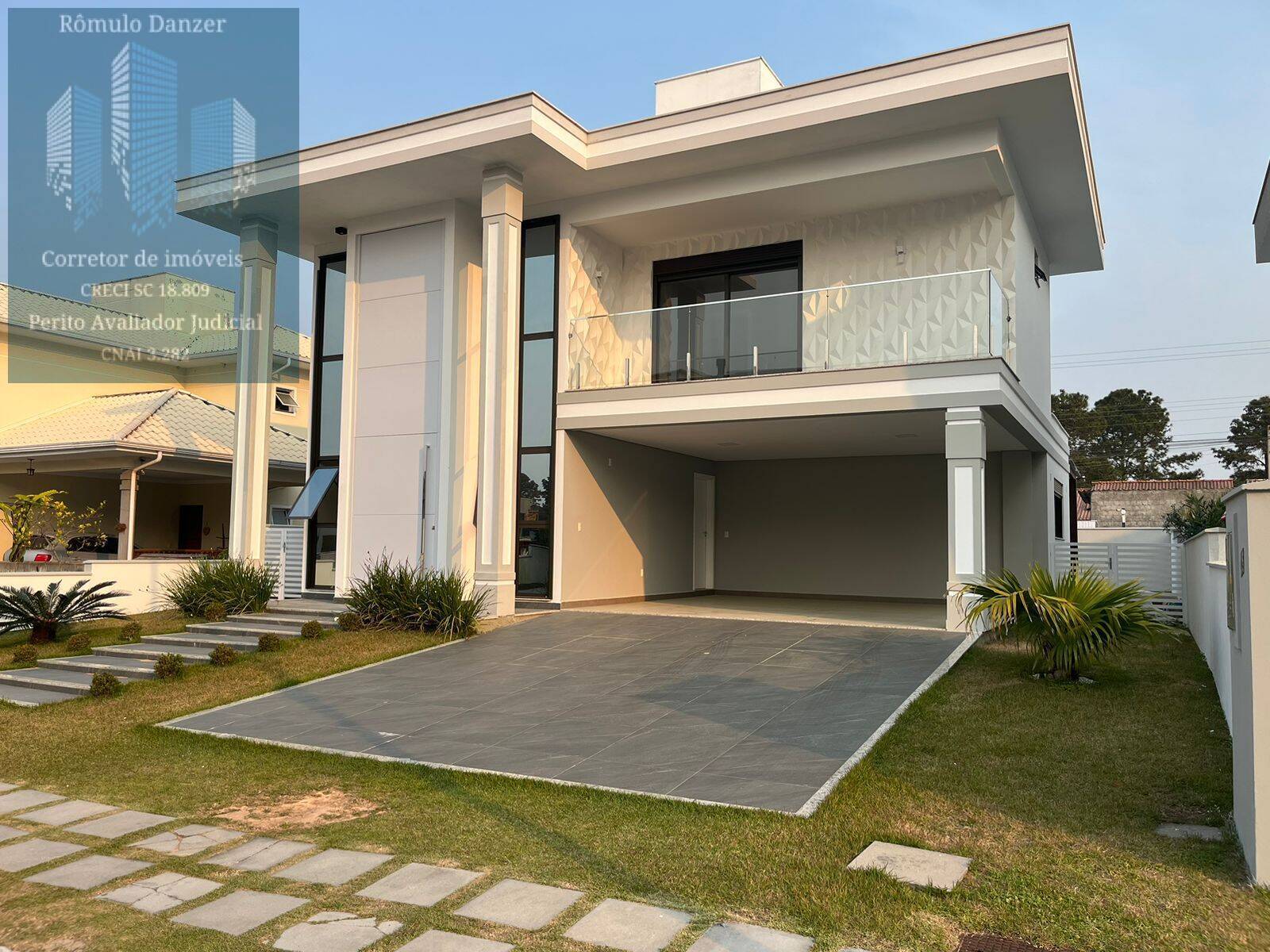 Casa à venda no Rio Vermelho perto da praia do MOÇAMBIQUE, Florianópolis,SC