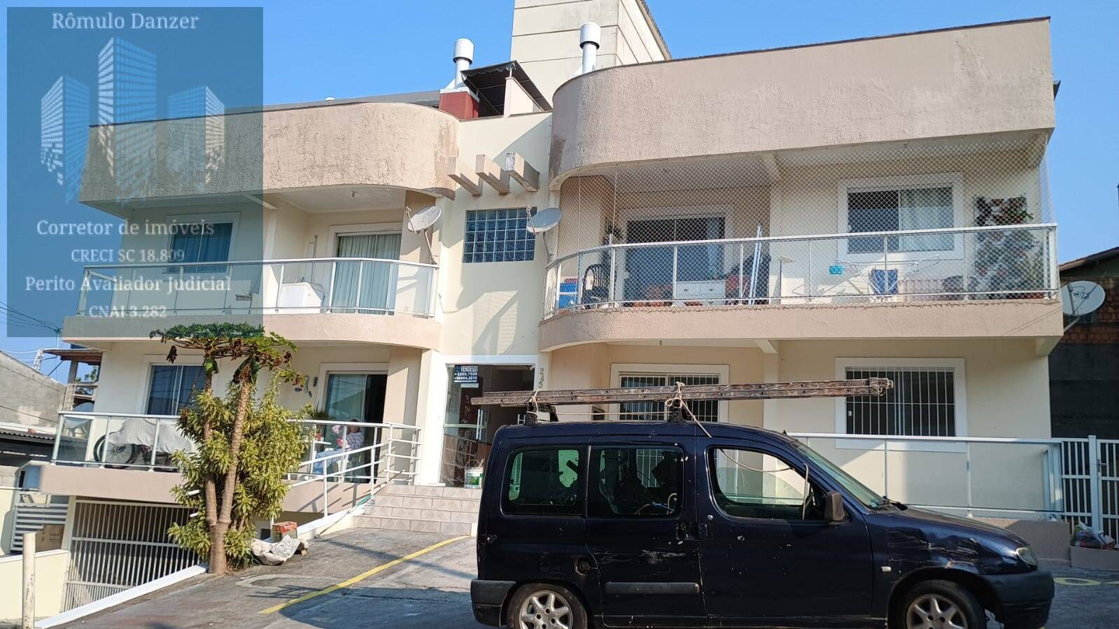 Apartamento à venda nos Ingleses perto da praia em Florianópolis, SC