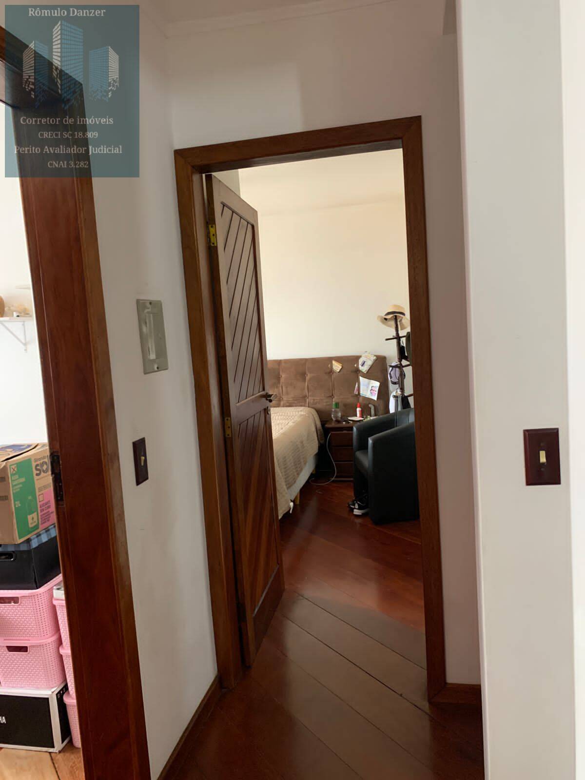 Casa, 5 quartos, 285 m² - Foto 44